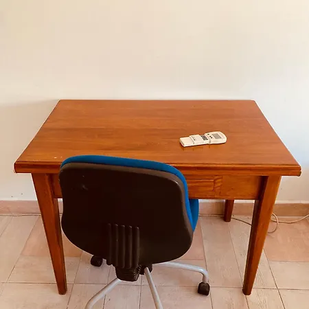 Downtown 2 Bedroom 2 Balconies Ac Wifi Apartment